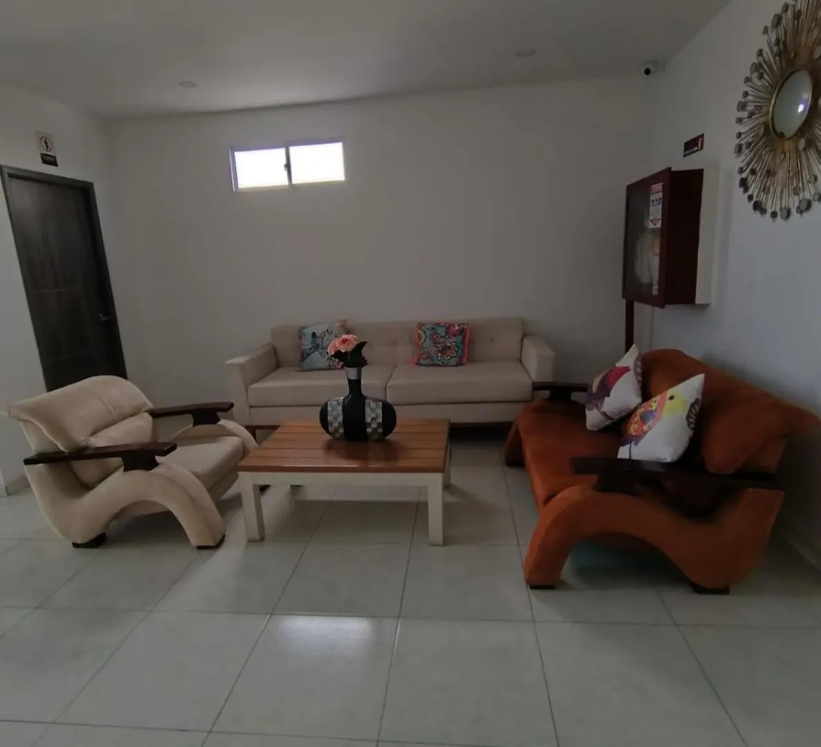 Postel Bar Hotel Cartagena 0*,