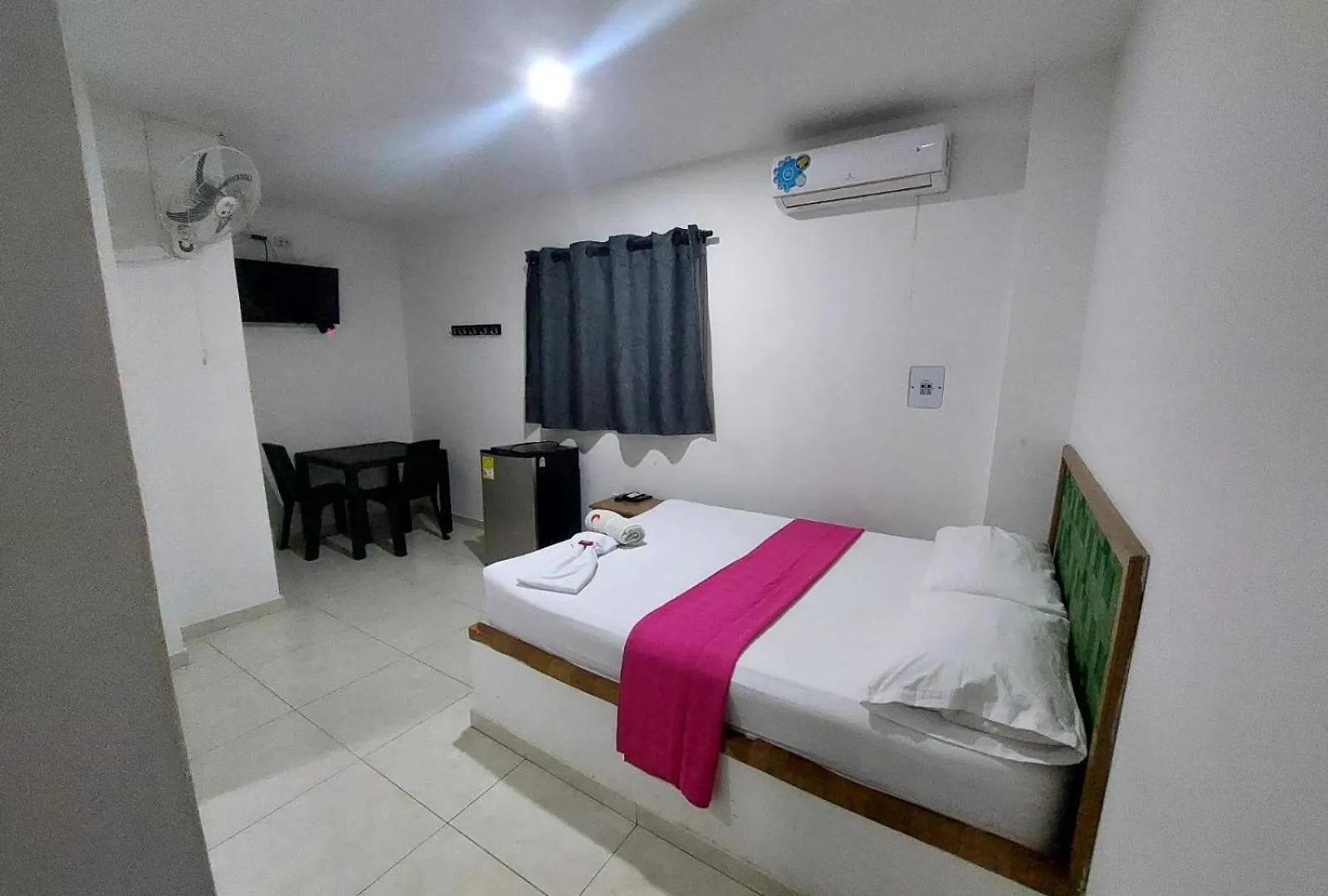 Guest house Postel Bar Hotel Cartagena